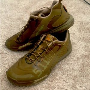 5.11 Recon Trainer tactical shoes